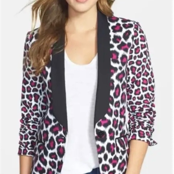 MY LOSS IS YOUR GAIN!!  Michael Kors Vibrant Pink and Black Animal Print Blazer - Picture 2 of 4